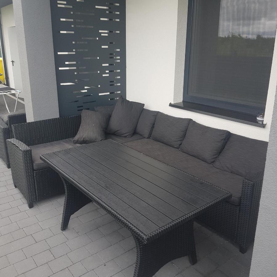 Apartamenty U Wioli I Marcina Leba Exterior photo